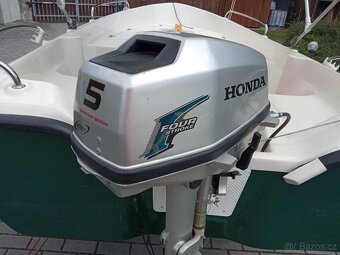 Loď s motorem 5hp + vlek - 4