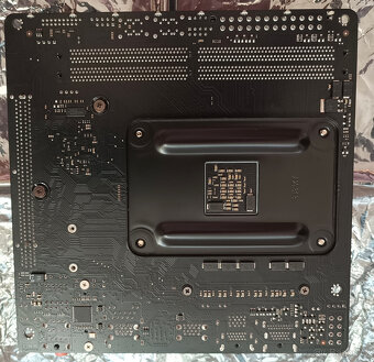 ITX AM4 deska Gigabyte B450 I AORUS PRO WiFi - 4