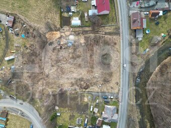 Prodej pozemku s možností residenční nebo komerční výstavby - 4