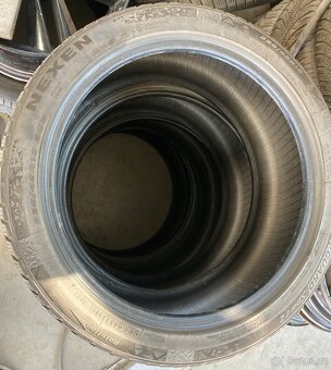 Nexen 225/45 R18 - 4