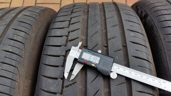 Letní pneumatiky CONTINENTAL 235/45 R18 zánovní 95% DOT 23 - 4