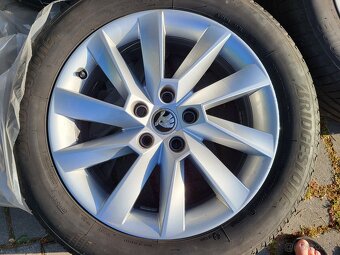 17" letní Škoda Stratos Superb 3 III 3V 5x112 ET40 - 4