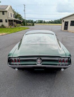 Ford Mustang Fastback 1967 - 4