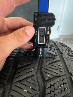 2x zimní pneu Hankook Winter icept LV 235/65 R16C DOT 4621 - 4