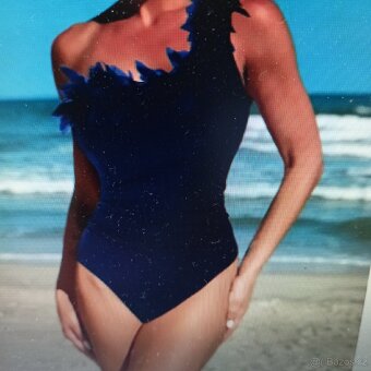 NOVÉ Elegantní plavky s květinovým detailem velice sluší XXL - 4