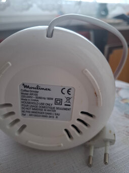 Prodám kávomlýnek,malou rychlovarnou konvici,termohrnky - 4