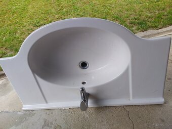 Umyvadlo Laufen, včetně baterie - 4