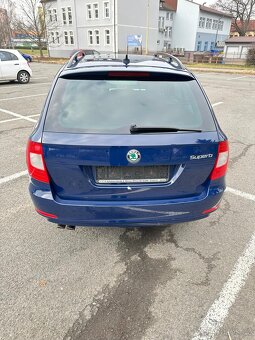 Škoda Superb - 4