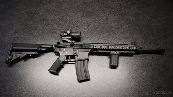 Airsoftová zbraň E&C SR-15 EC-303, RIS - 4