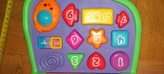 Dvojjazyčný notebook od Fisher Price - 4