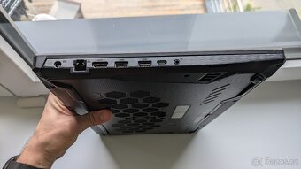 ASUS TUF A17, R7 5800H, RTX 3070 - 4