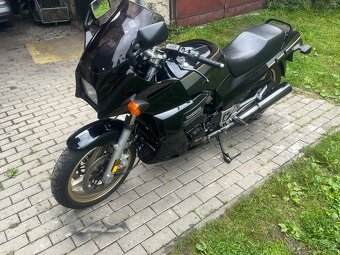 Kawasaki gpz 900R - 4