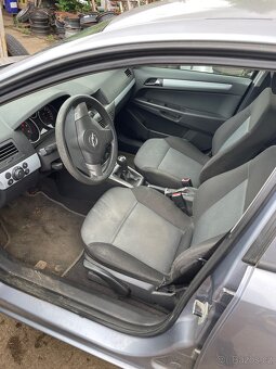 Opel Astra 1.7CDTI náhradní díly - 4