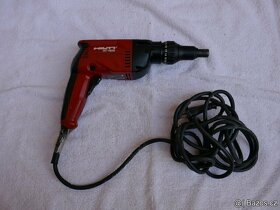 MONTÁŽNÍ ŠROUBOVÁK HILTI ST 1800 - 4