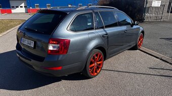 Škoda Octavia KOMBI 2.0 TDI 110KW MANUÁL 99 TIS KM - 4