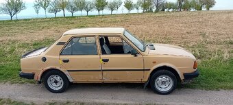 Škoda 120 L - 4
