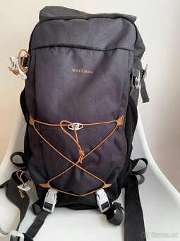 Turistický batoh 35 L Quechua trekový outdoor - 4