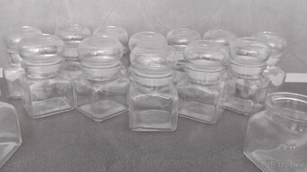 NÁDOBY NA KOŘENÍ/KOŘENKY SKLO - 4