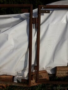 svařovaný rám na vrata - 4