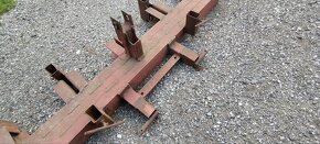 Kovový rám na rádla na brambory. - 4