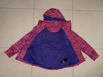3x dámská turistická šusťáková bunda vel. S-M (36-38) - 4
