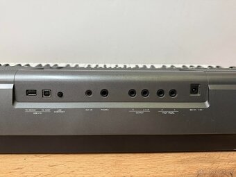 Klávesy YAMAHA PSR-S670 - 4