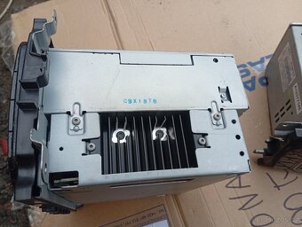 FORD MONDEO, S.MAX GALAXY ORIG. RÁDIO SONY NA RV 2006-2014 - 4
