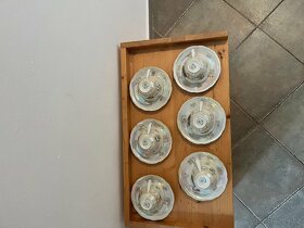 STARÝ PORCELÁN KAHLA MADE IN GDR - HRNEČEK S PODŠÁLKEM - 4