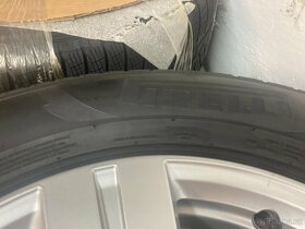AUDI Q7 4M- Nová zimní sada kol 18" - 4