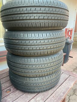 Pneu 185/55R16 - 4