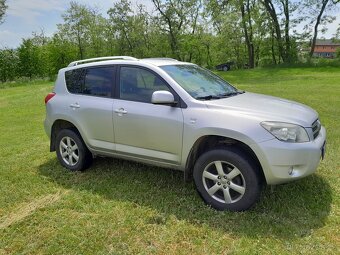Toyota rav4 - 4