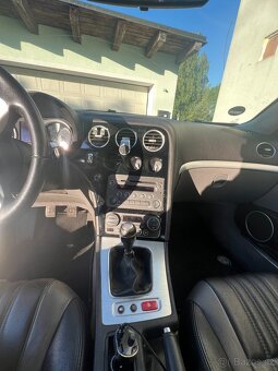 Alfa Romeo Brera 2.4 JTD – rarita pro fajnšmekra - 4