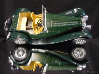 Jaguar SS100 1937 zelený Bburago 1/18 - 4