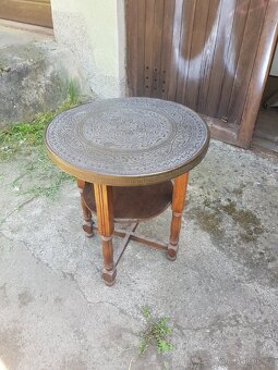 Starý kulatý antický orientalní stůl - 4