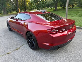 Chevrolet Camaro 2.0L 2022 - 4