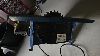 STOLNÍ ELEKTRICKÁ KOTOUČOVÁ PILA - 4