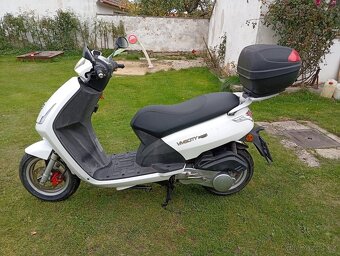 Skútr Peugeot vivacity 125 - 4