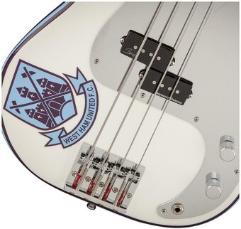 Baskytara Fender Steve Harris P-Bass - 4