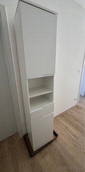 Koupelnová skříňka - 4