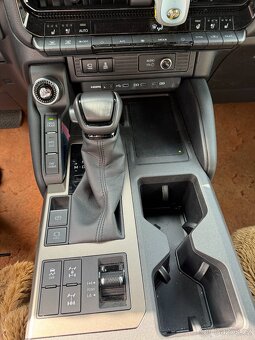 Toyota Land Cruiser 250 invisible 2,8L Rok vyroby 01/25 - 4