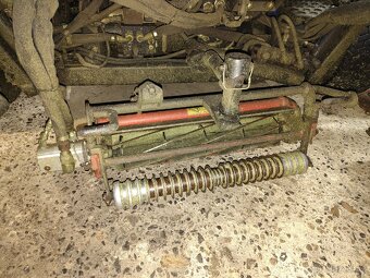 Vřetenová sekačka Jacobsen LF 3400 - 4