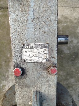 Elektromotor a převodovka - 4