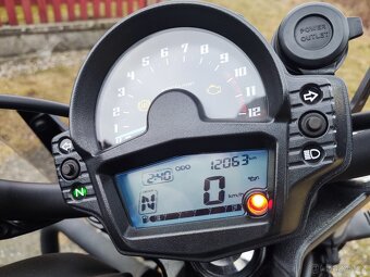 Kawasaki Vulcan S - 4