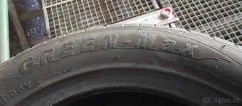 Pneu 225/50R16 - 4