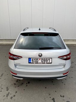 Škoda Superb sportline - 4