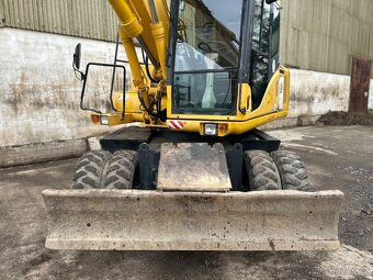 Komatsu PW130-7K - 4