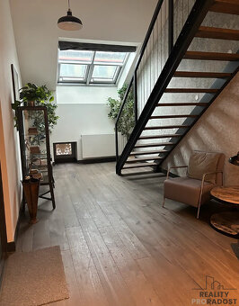 Pronájem bytu 3+kk 115 m² Revoluční, Praha - 4