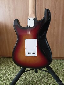 El. kytara Luxor Strat, Made in Japan - 4