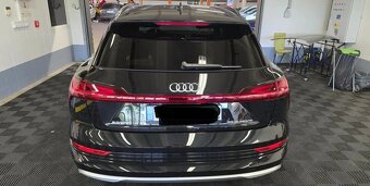 Dobrý den Audi e-tron - 4