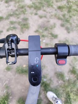 Elektrokoloběžka Xiaomi Scooter Pro 2 - 4